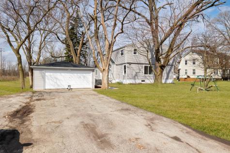 21835 1/2 Richton Road Matteson IL 60443