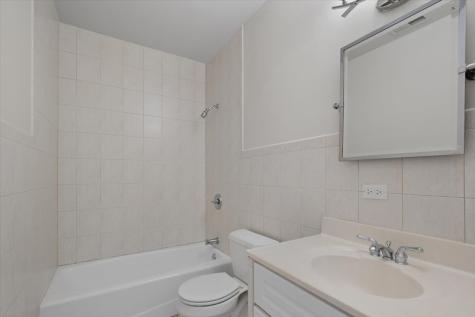 1757 West Newport Avenue Chicago IL 60657
