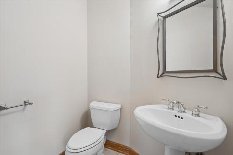 1757 West Newport Avenue Chicago IL 60657