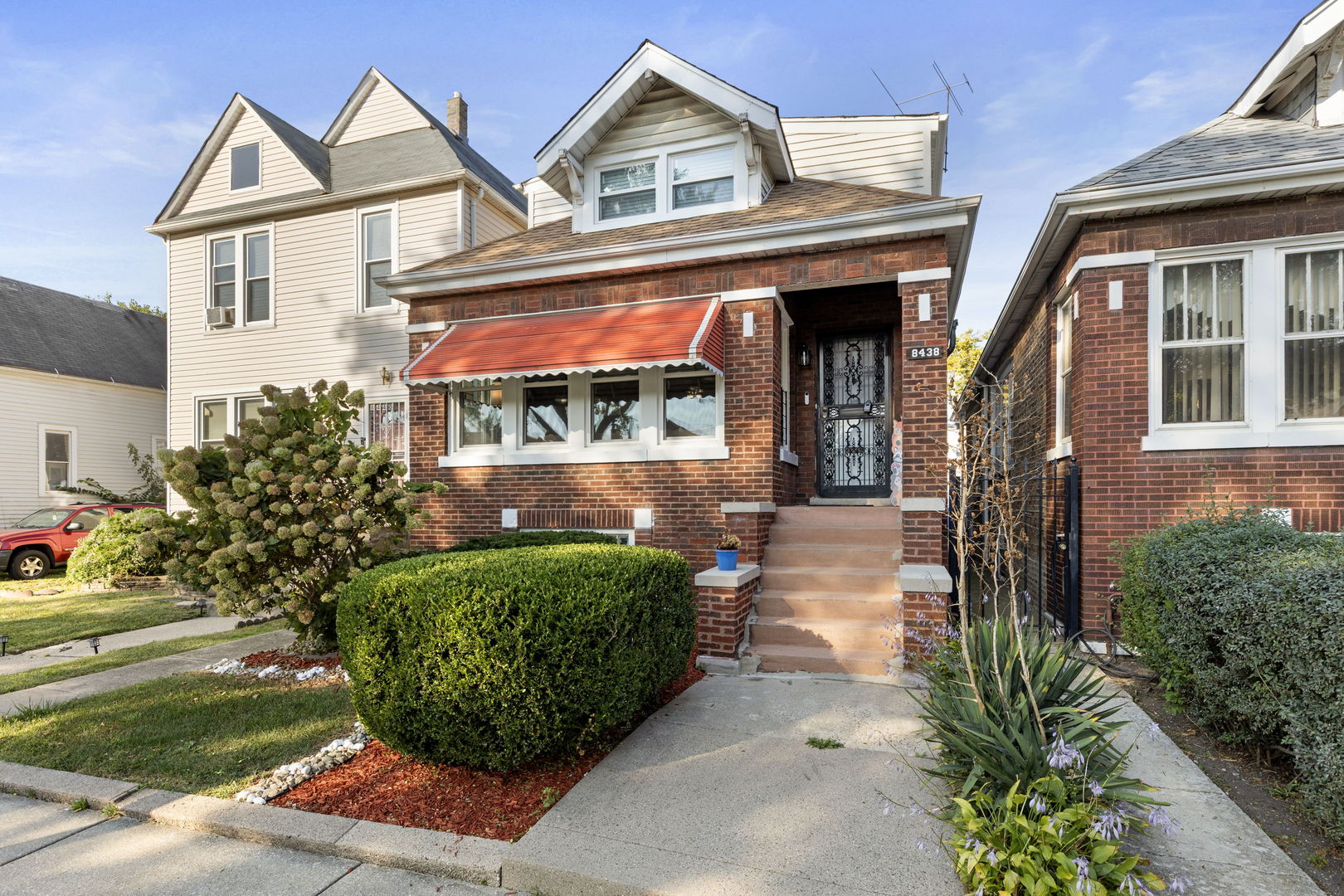 8438 South Morgan Street Chicago IL 60620