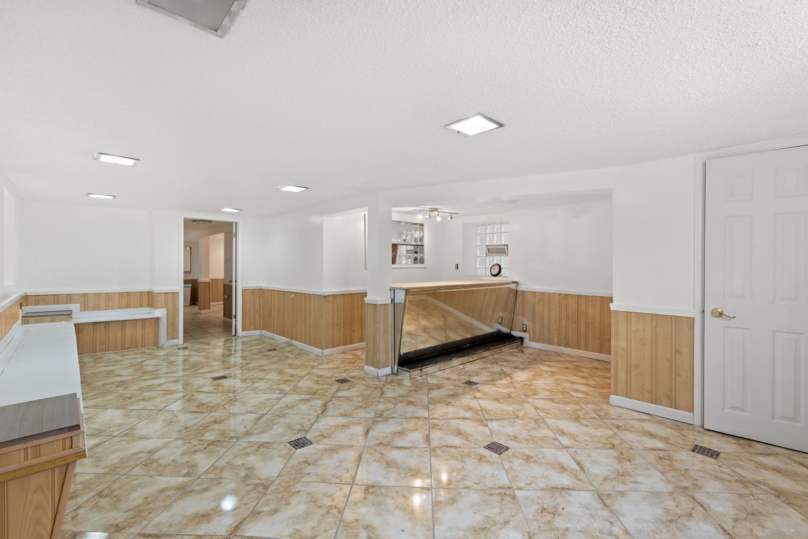 8438 South Morgan Street Chicago IL 60620