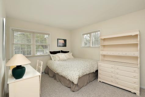 1504 Sequoia Trail Glenview IL 60025