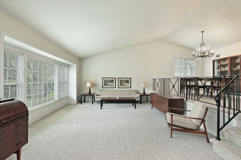 1504 Sequoia Trail Glenview IL 60025