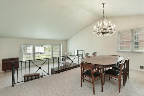 1504 Sequoia Trail Glenview IL 60025