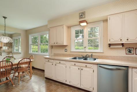 1504 Sequoia Trail Glenview IL 60025