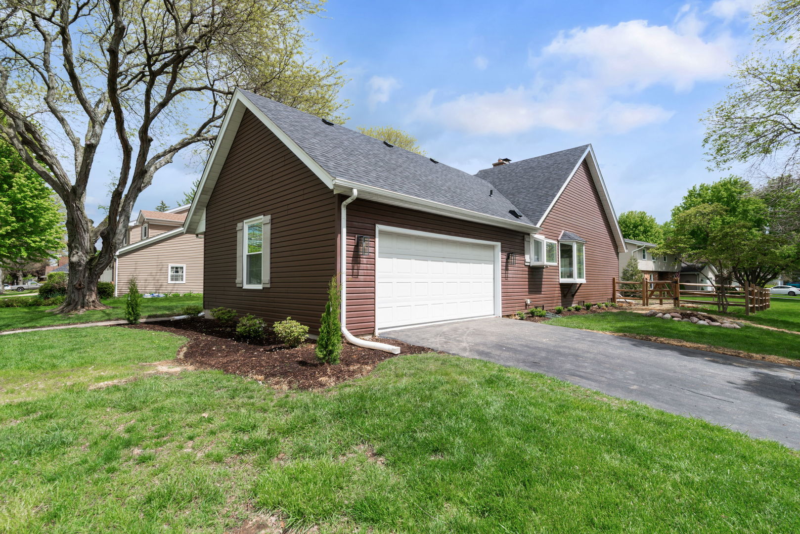 210 Westmoreland Lane Naperville IL 60540
