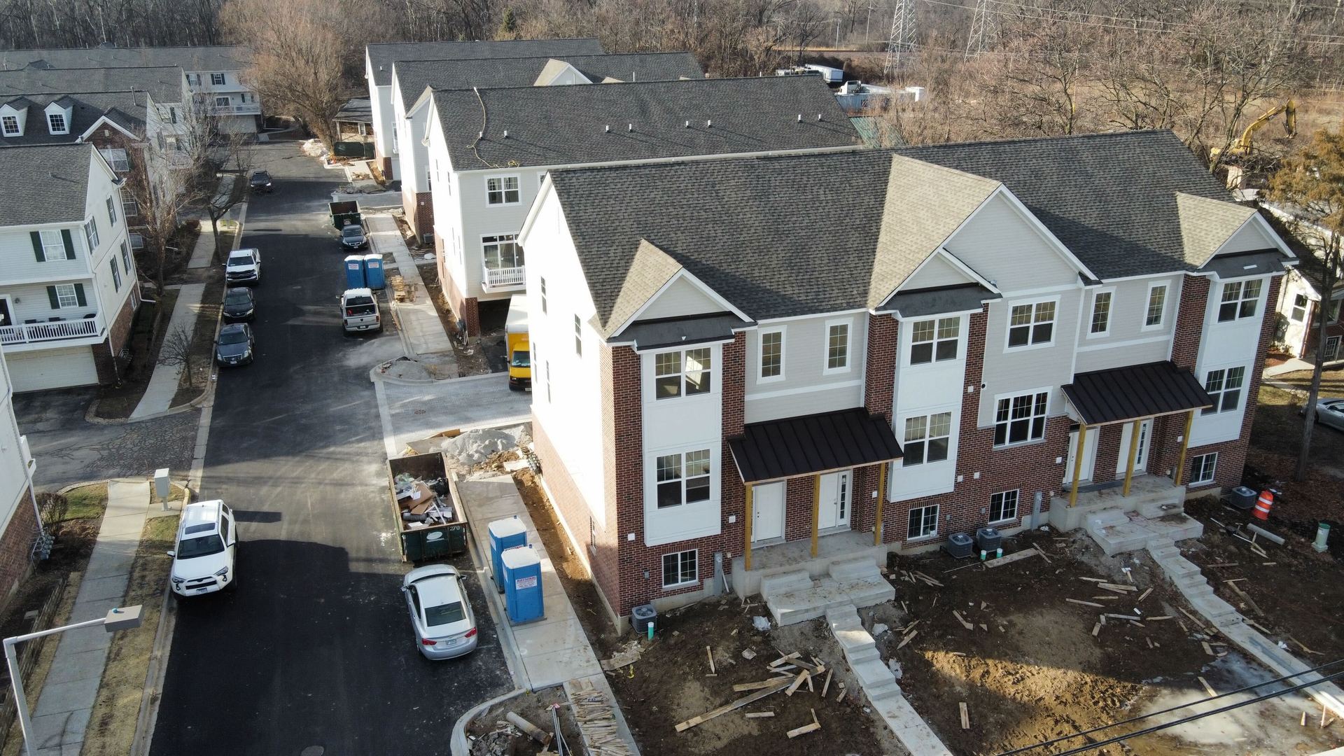 183 Eli Court Des Plaines IL 60016