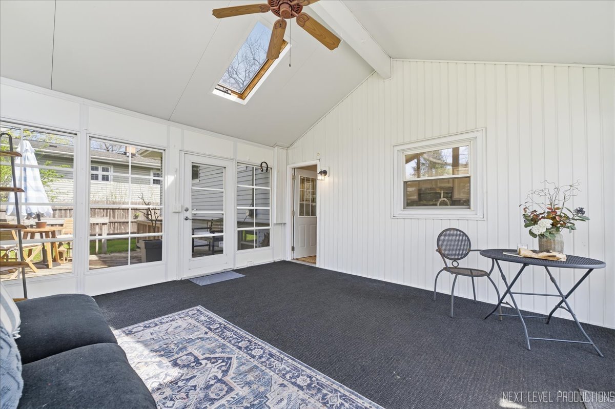 1209 Laurel Lane Naperville IL 60540