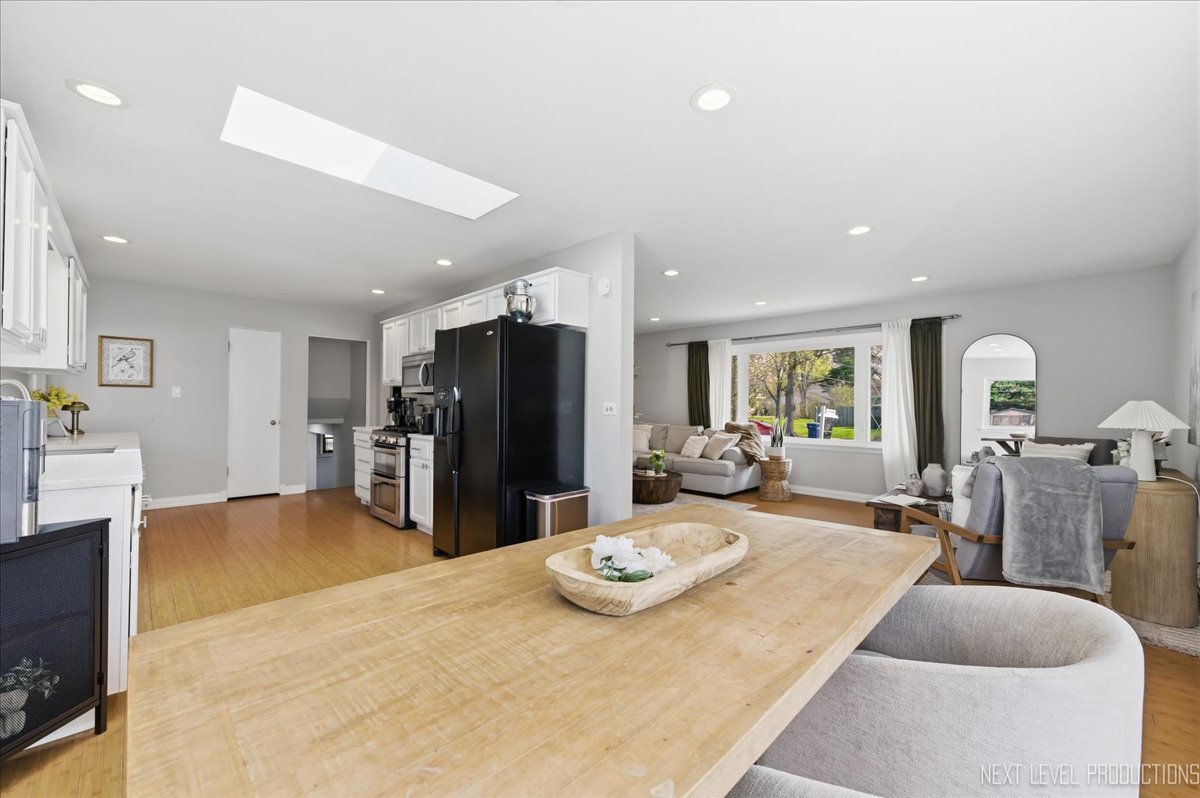1209 Laurel Lane Naperville IL 60540