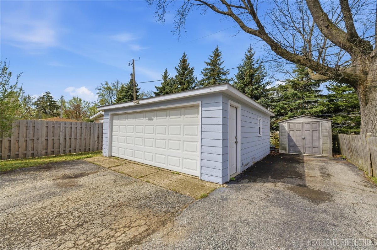 1209 Laurel Lane Naperville IL 60540