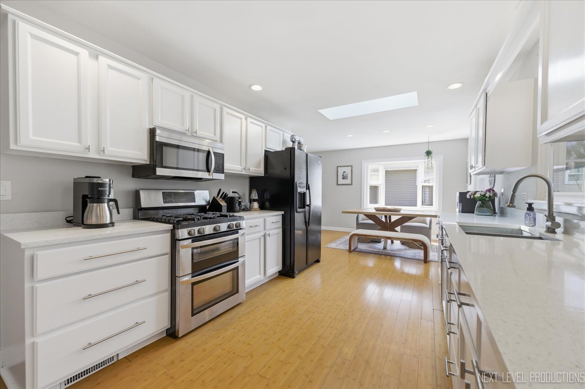 1209 Laurel Lane Naperville IL 60540