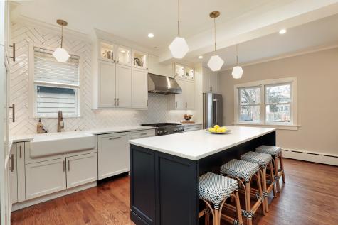 833 Lincoln Street Evanston IL 60201
