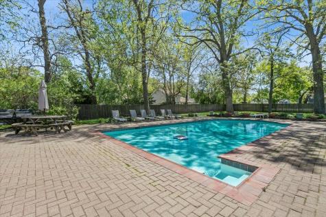 667 North Lake Street Grayslake IL 60030
