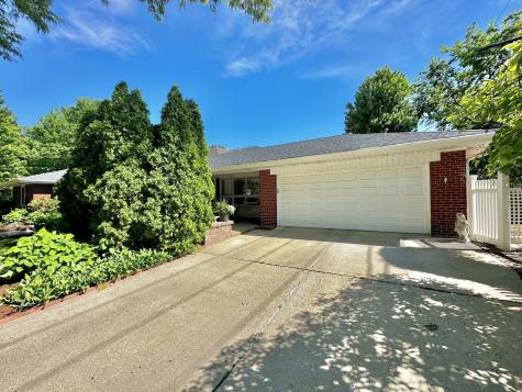 600 South Stone Avenue La Grange IL 60525