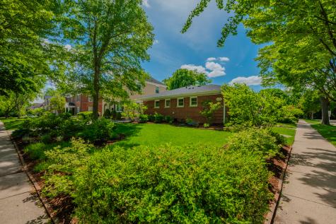 600 South Stone Avenue La Grange IL 60525