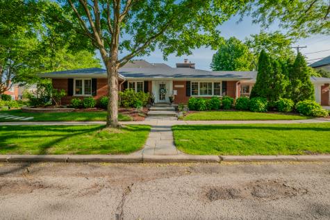 600 South Stone Avenue La Grange IL 60525