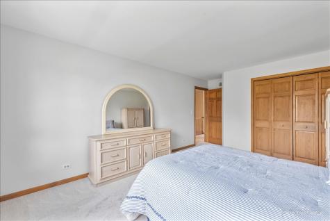 1405 Elk Trail Cary IL 60013