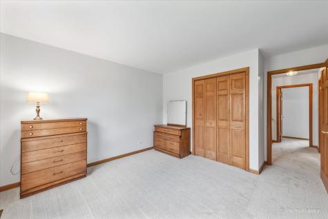 1405 Elk Trail Cary IL 60013