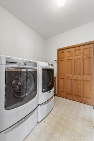 1405 Elk Trail Cary IL 60013