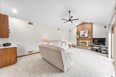1405 Elk Trail Cary IL 60013
