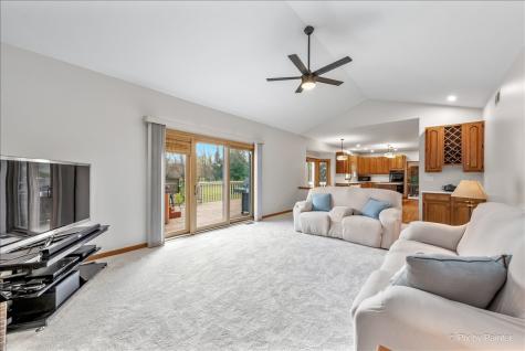 1405 Elk Trail Cary IL 60013