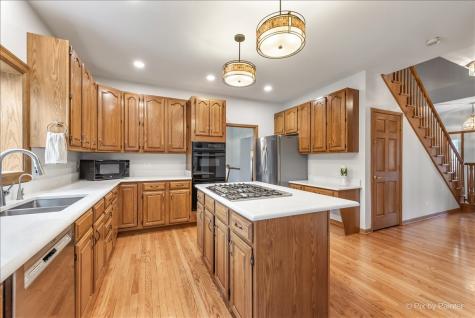 1405 Elk Trail Cary IL 60013