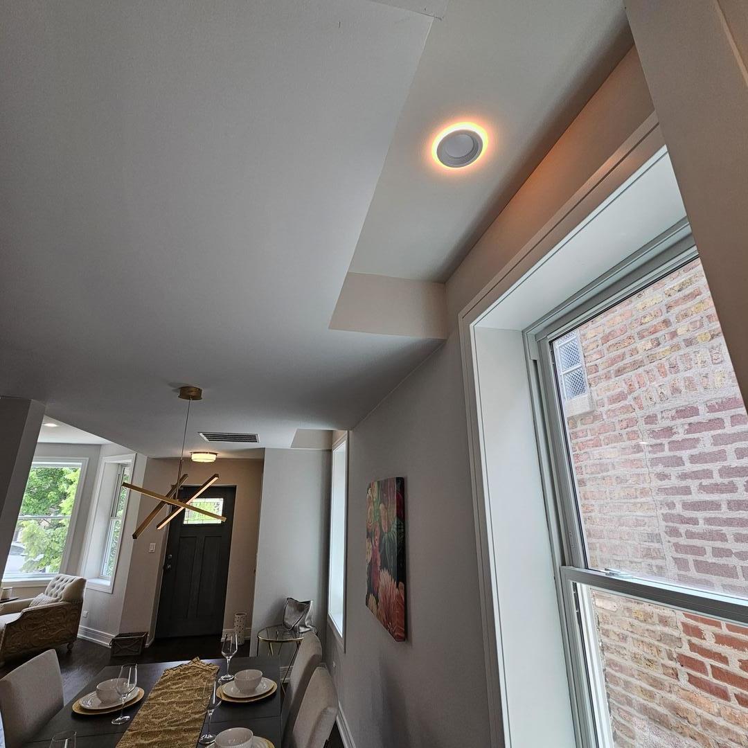 3540 West Evergreen Avenue Chicago IL 60651