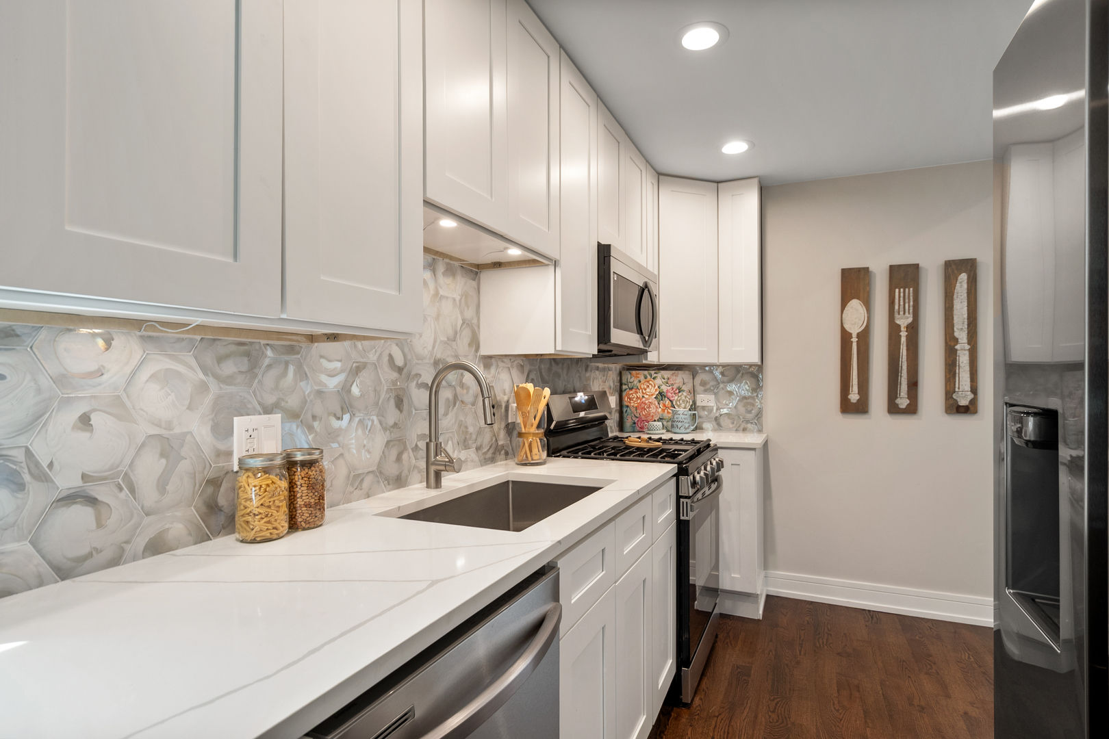 3540 West Evergreen Avenue Chicago IL 60651