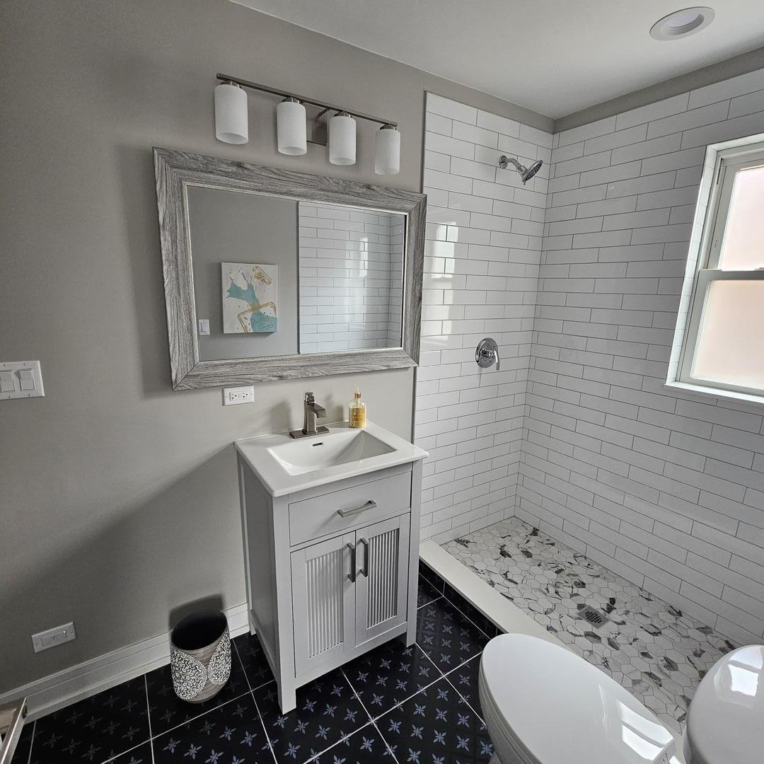 3540 West Evergreen Avenue Chicago IL 60651