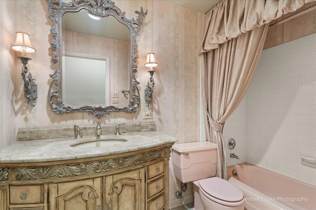 814 South Saylor Avenue Elmhurst IL 60126