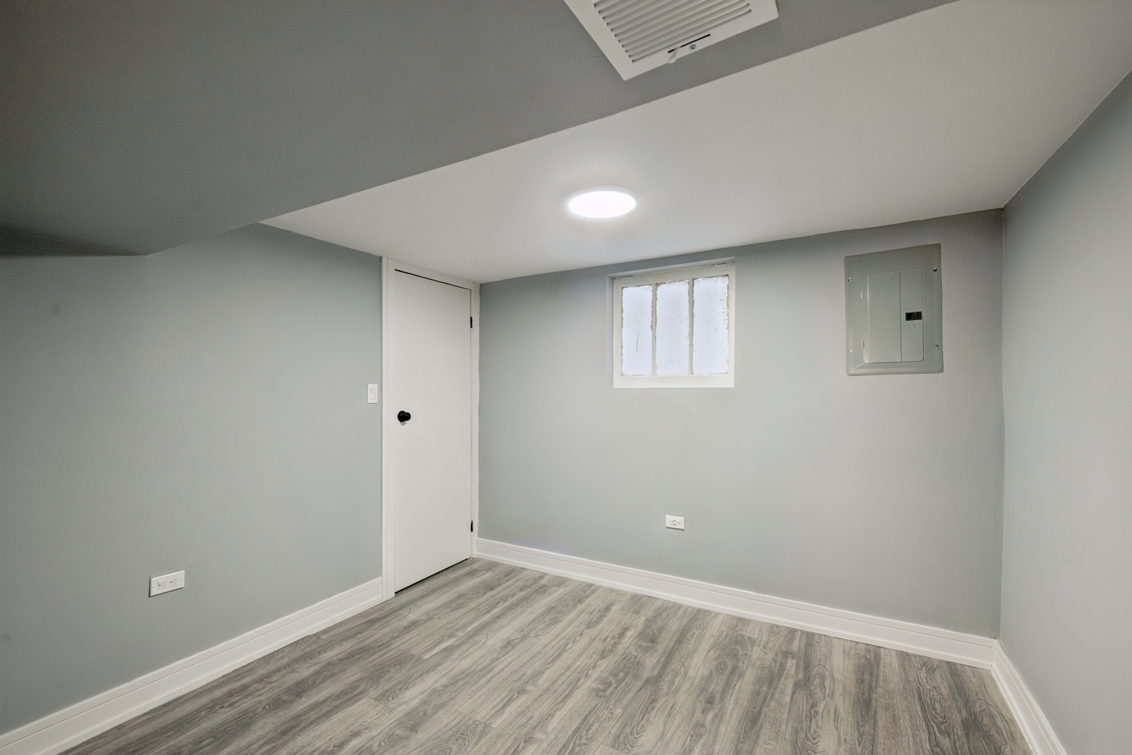 76 East 100th Place Chicago IL 60628