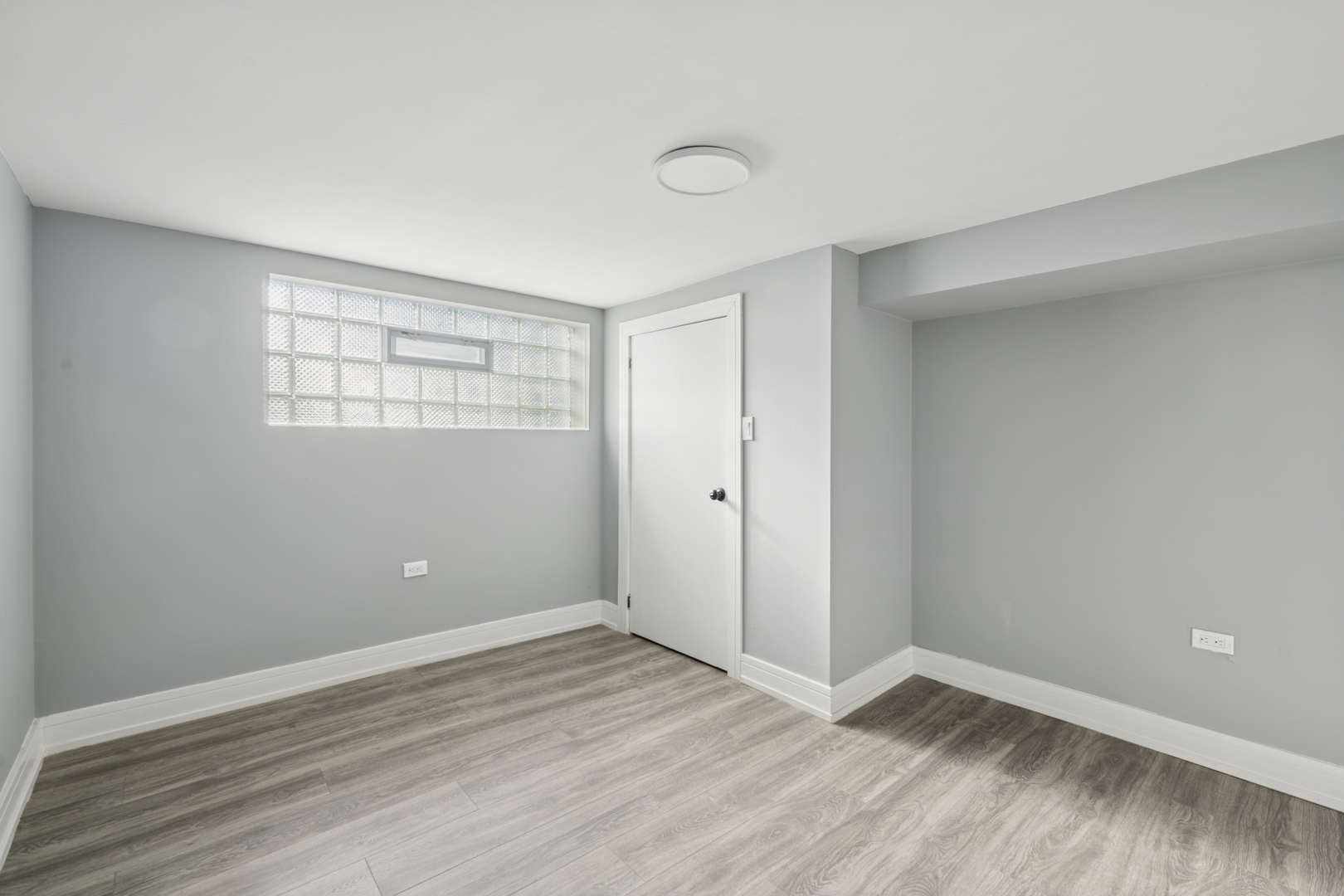 76 East 100th Place Chicago IL 60628