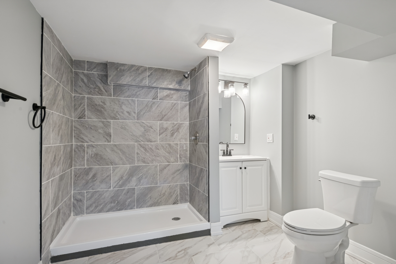 76 East 100th Place Chicago IL 60628