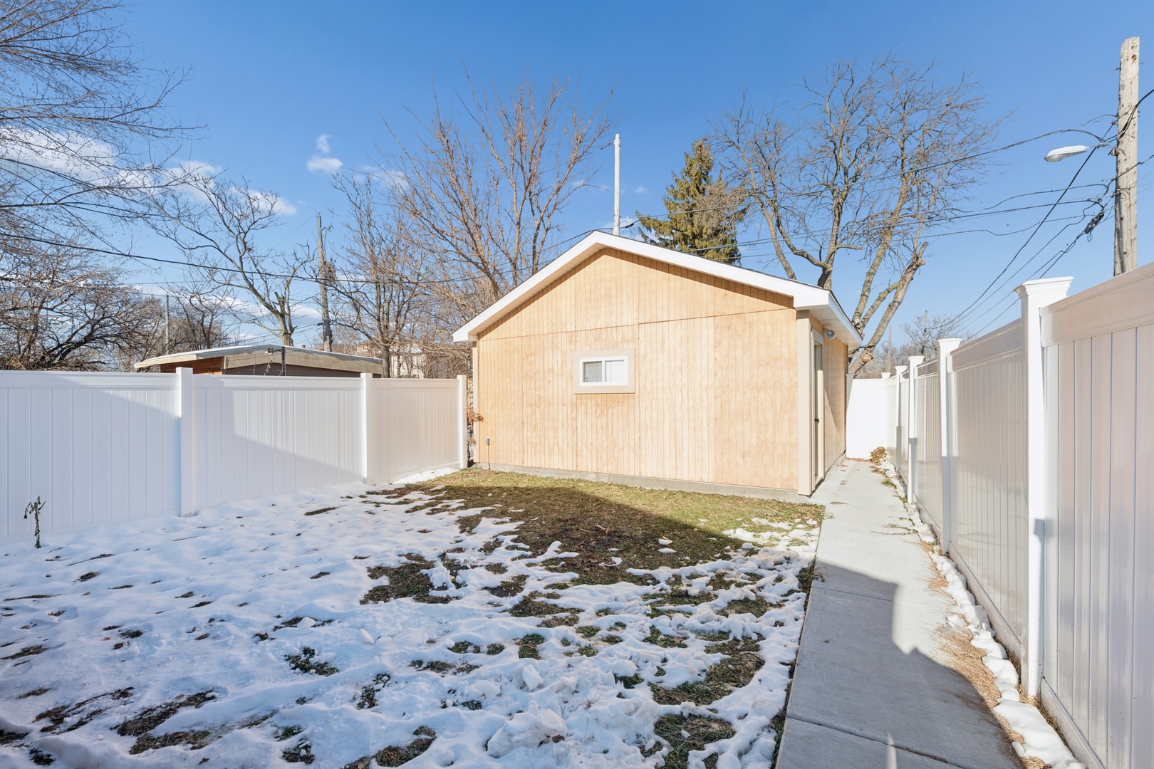 76 East 100th Place Chicago IL 60628