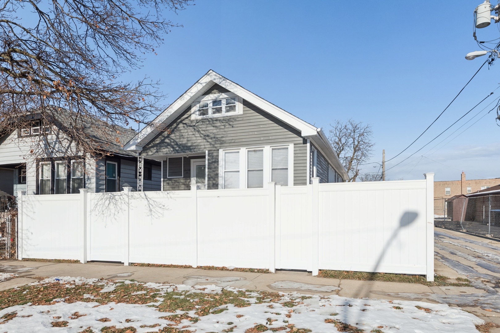 76 East 100th Place Chicago IL 60628