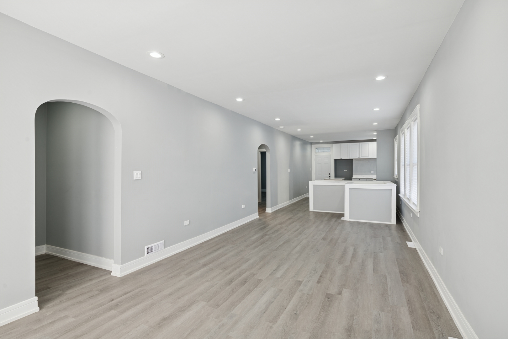76 East 100th Place Chicago IL 60628