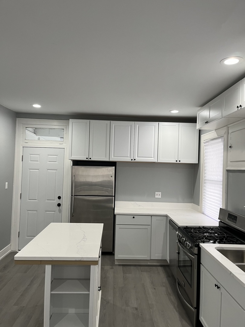 76 East 100th Place Chicago IL 60628