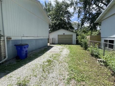 3265 Robin Drive Decatur IL 62526