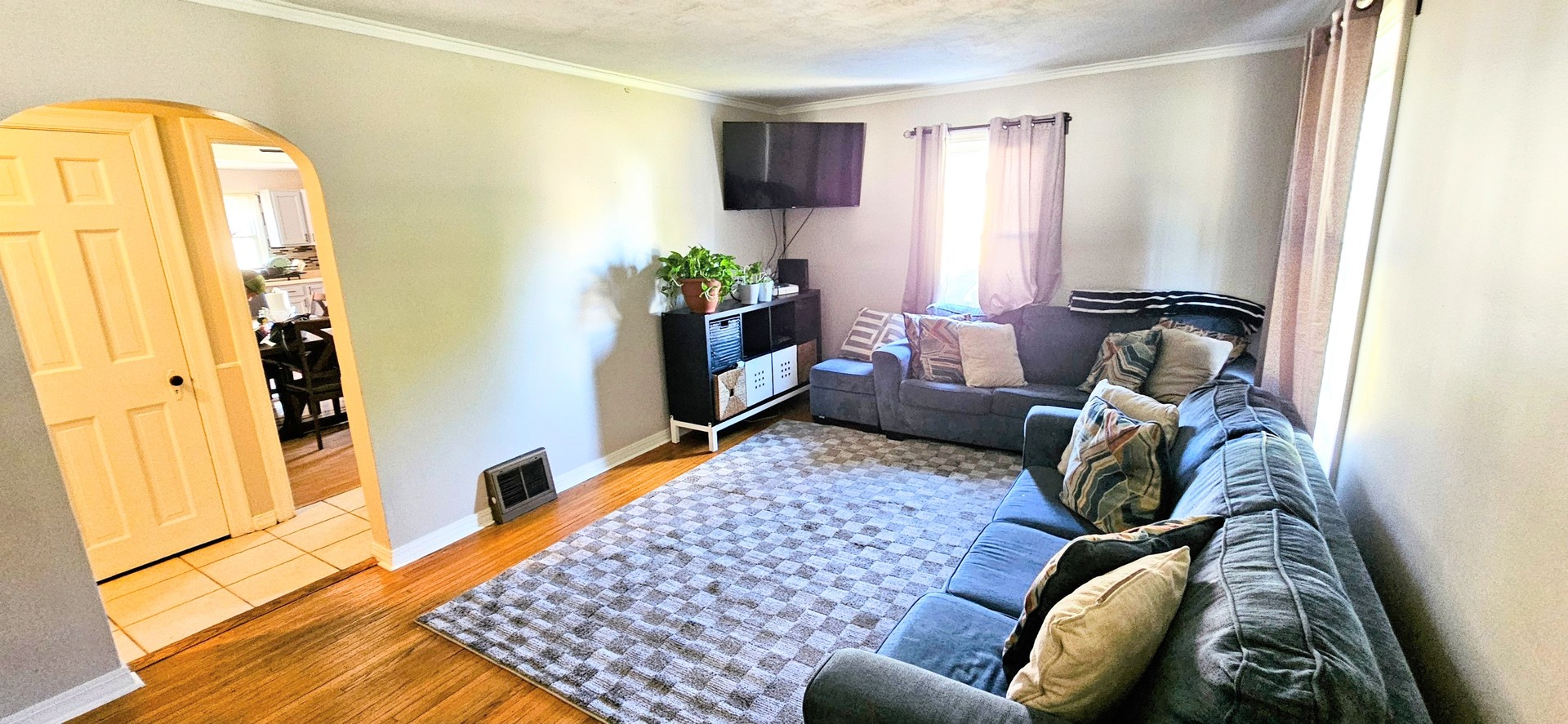 1035 Talma Street Aurora IL 60505