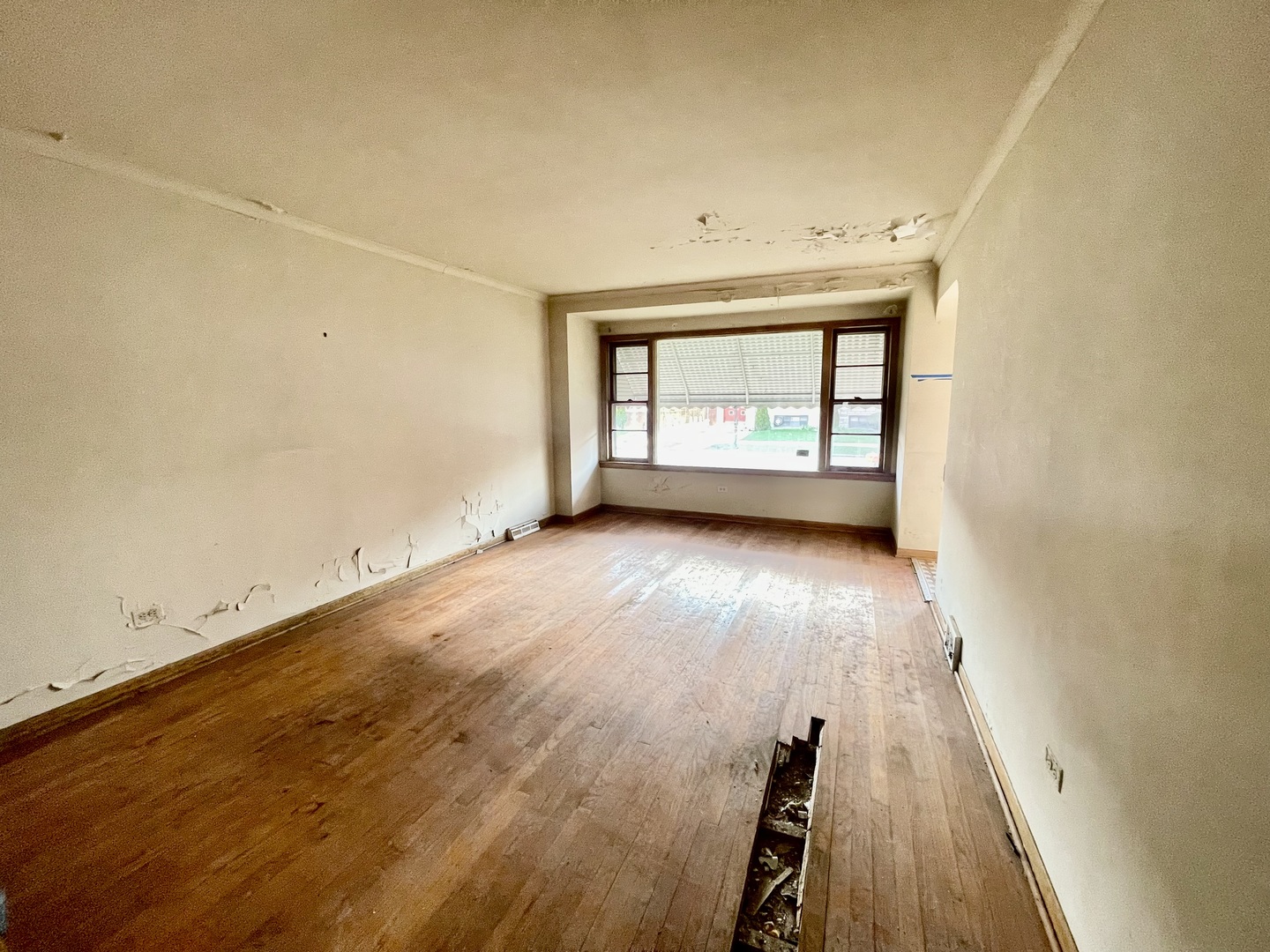 10209 South Vernon Avenue Chicago IL 60628
