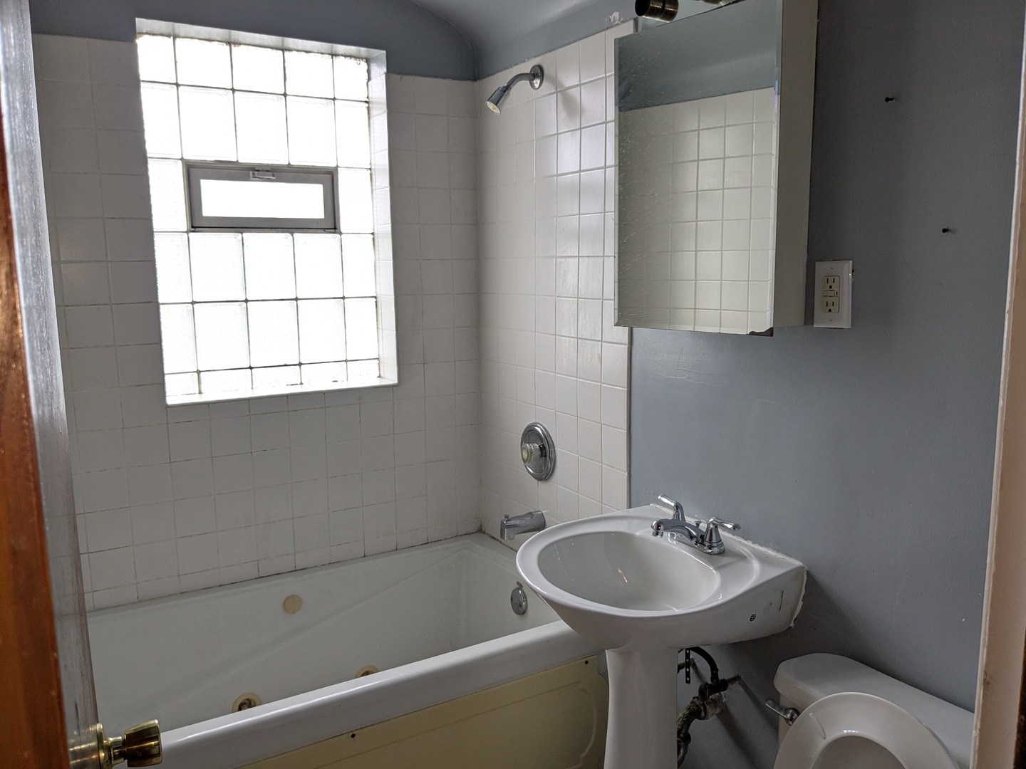 9755 South Morgan Street Chicago IL 60643