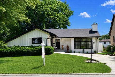 9525 Parkside Avenue Oak Lawn IL 60453