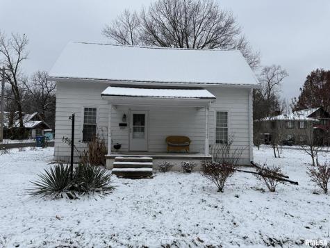 809 South Commercial Street Benton IL 62812-2316