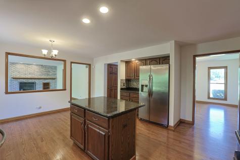 37 Mark Drive Hawthorn Woods IL 60047