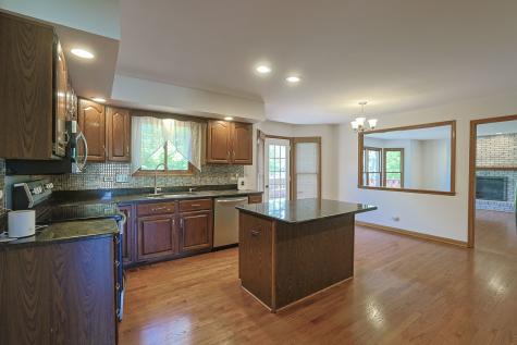 37 Mark Drive Hawthorn Woods IL 60047