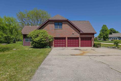 37 Mark Drive Hawthorn Woods IL 60047