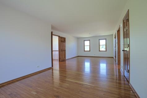 37 Mark Drive Hawthorn Woods IL 60047