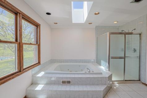 37 Mark Drive Hawthorn Woods IL 60047