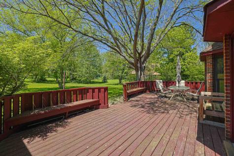 37 Mark Drive Hawthorn Woods IL 60047