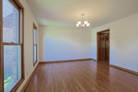 37 Mark Drive Hawthorn Woods IL 60047